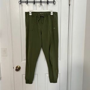 Sage green Albion jetsetters